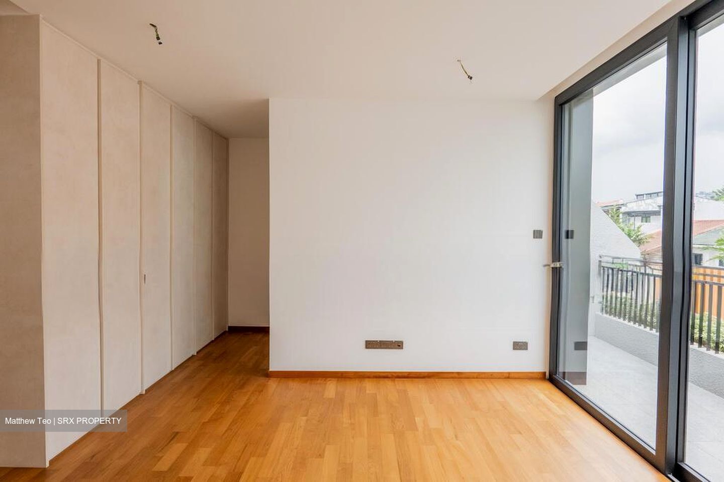 Regent Villas (D10), Terrace #498267041